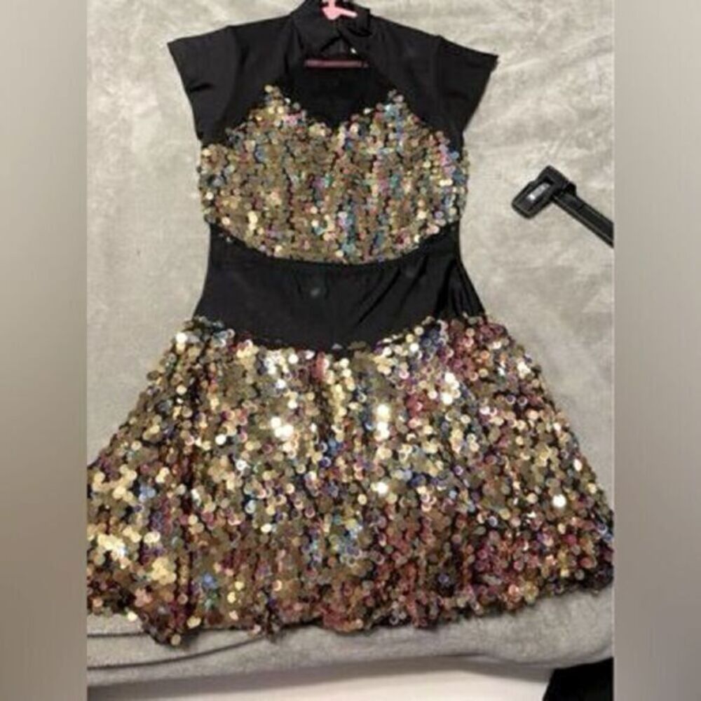 Girls Dance Costume Size Adult Small Black Gold Jazz Tap Contemporary Hip Hop
